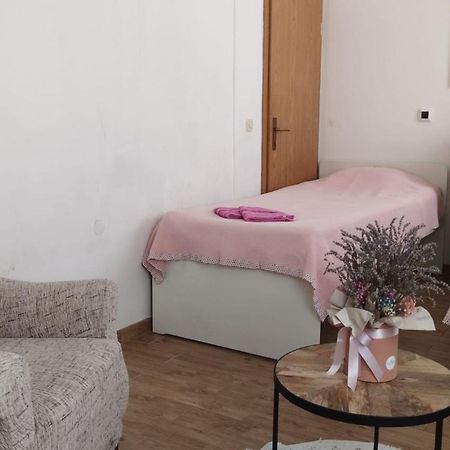 Apartmani Luna Baška Voda エクステリア 写真