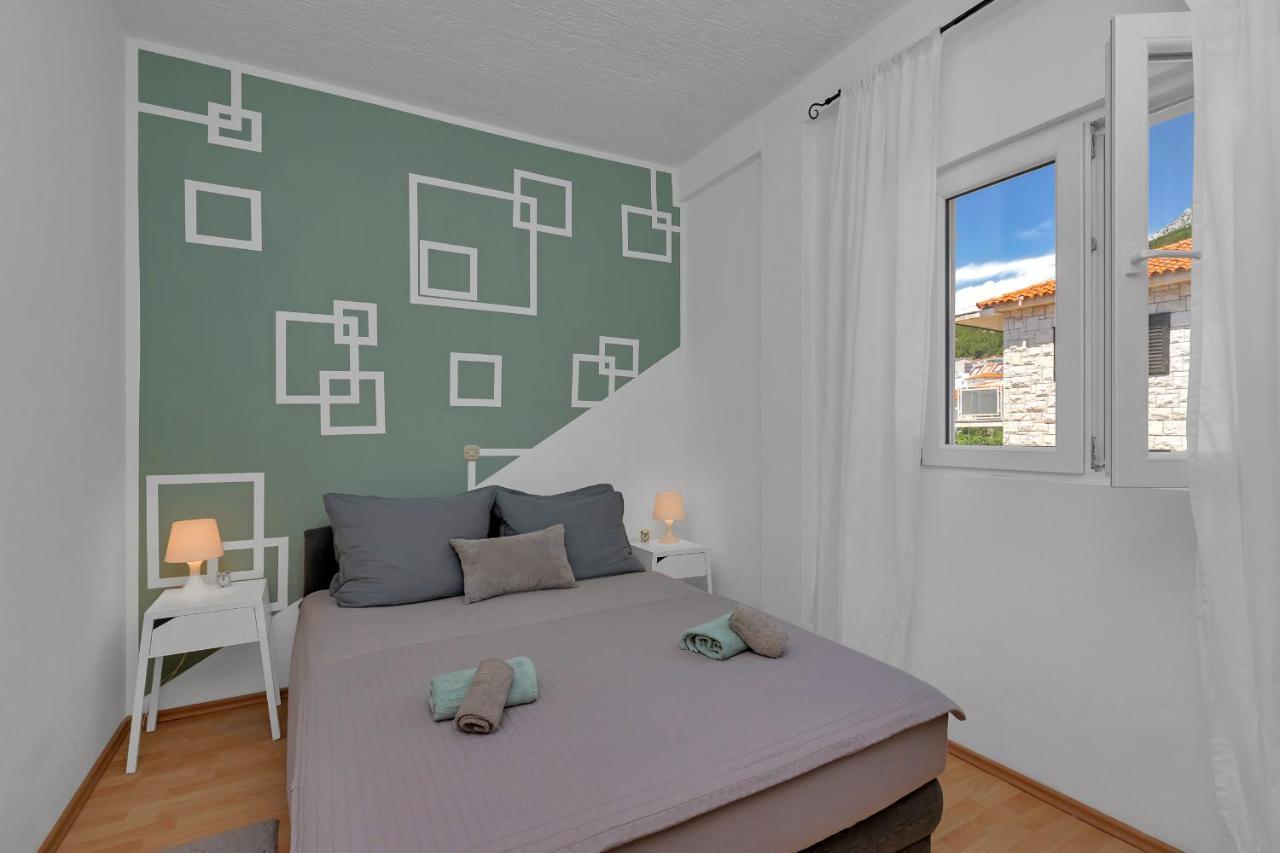 Apartmani Luna Baška Voda エクステリア 写真