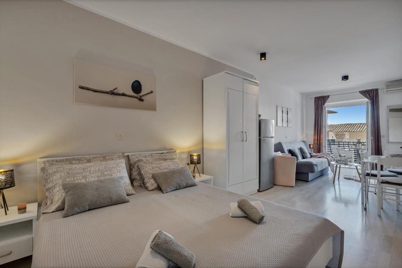 Apartmani Luna Baška Voda エクステリア 写真