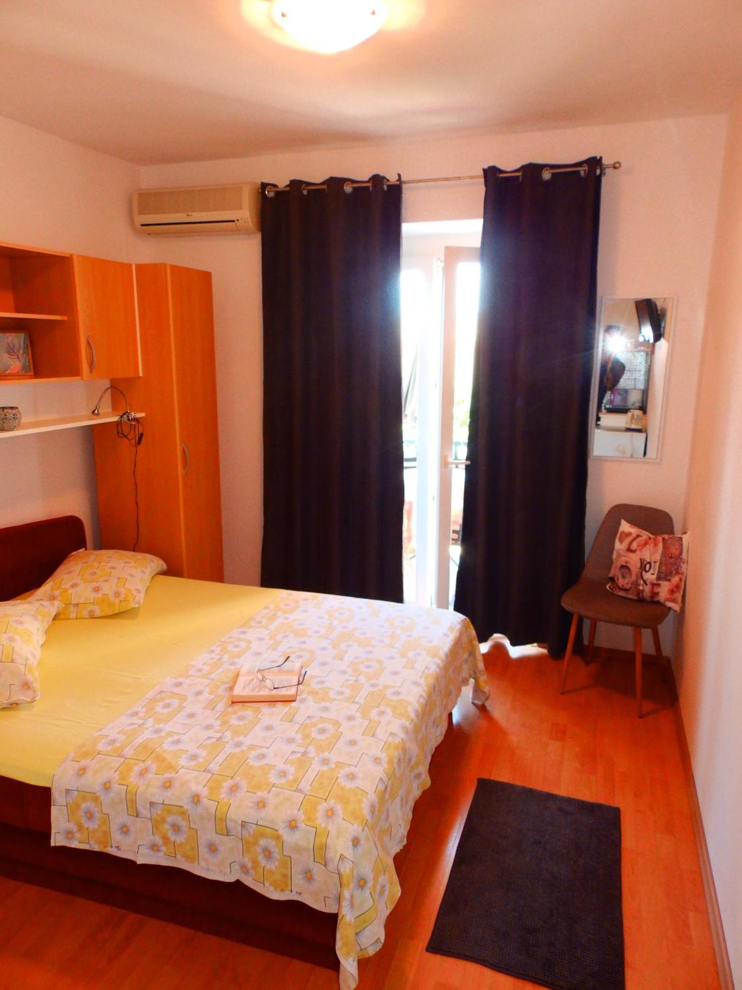 Apartmani Luna Baška Voda 部屋 写真
