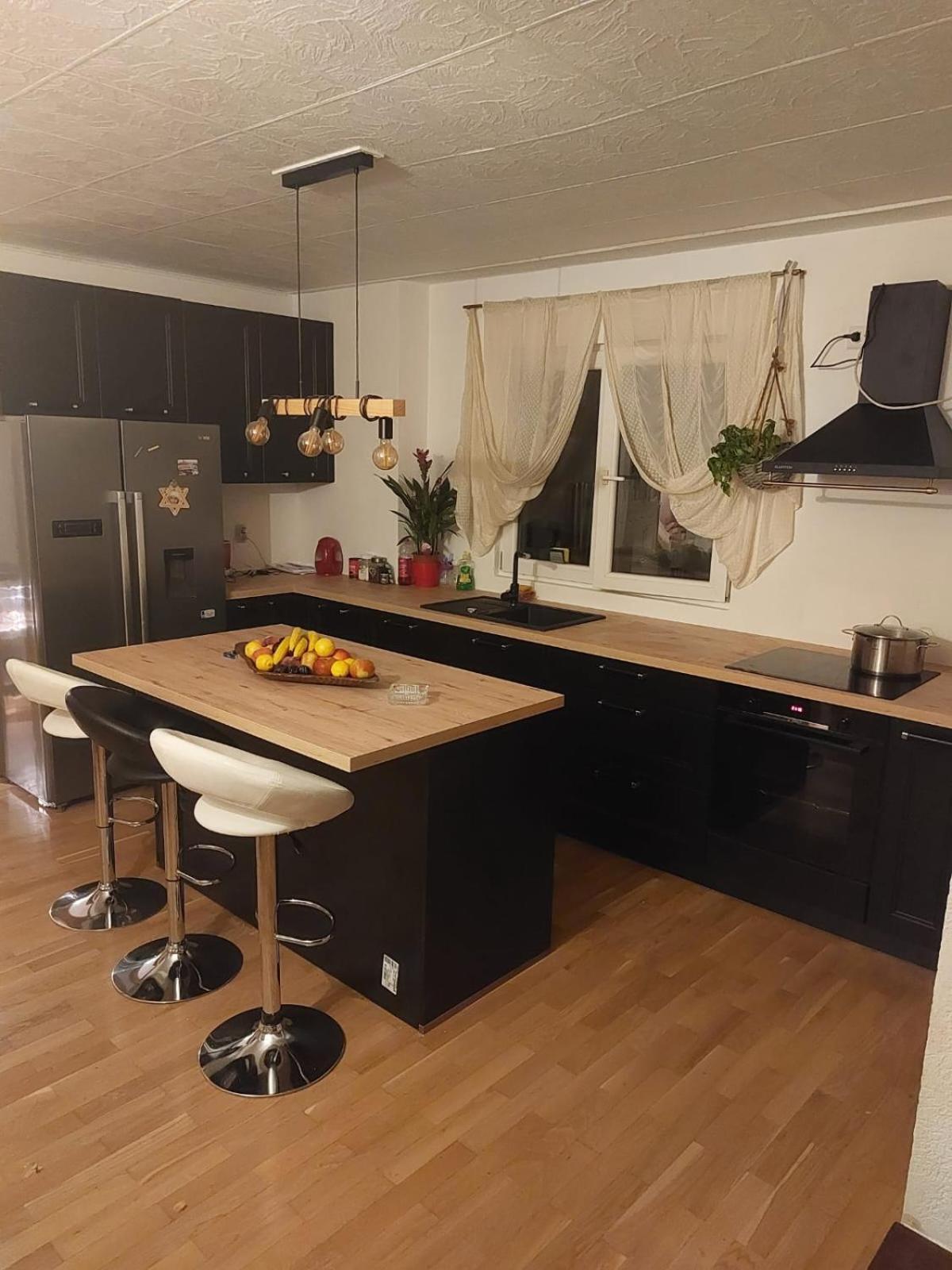 Apartmani Luna Baška Voda エクステリア 写真